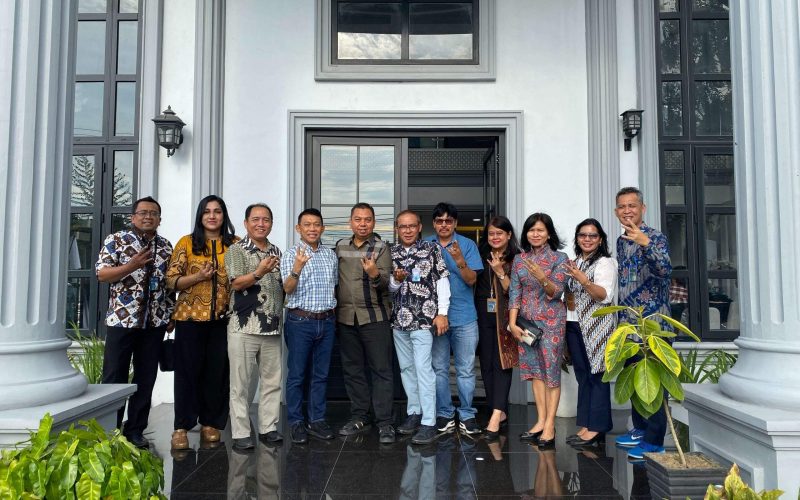 Bersama CEO Bintang Group dan Rekan Kerja